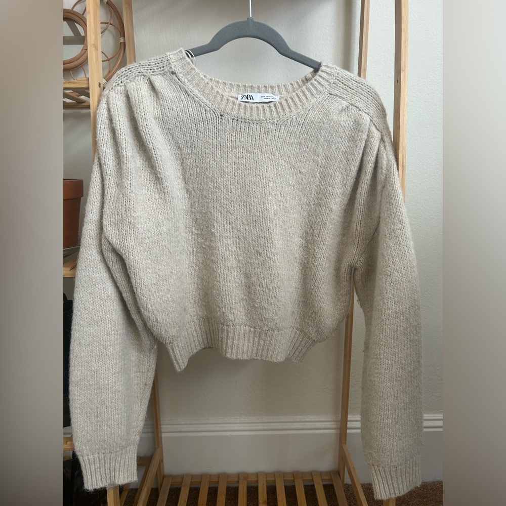 Cream Zara knit sweater